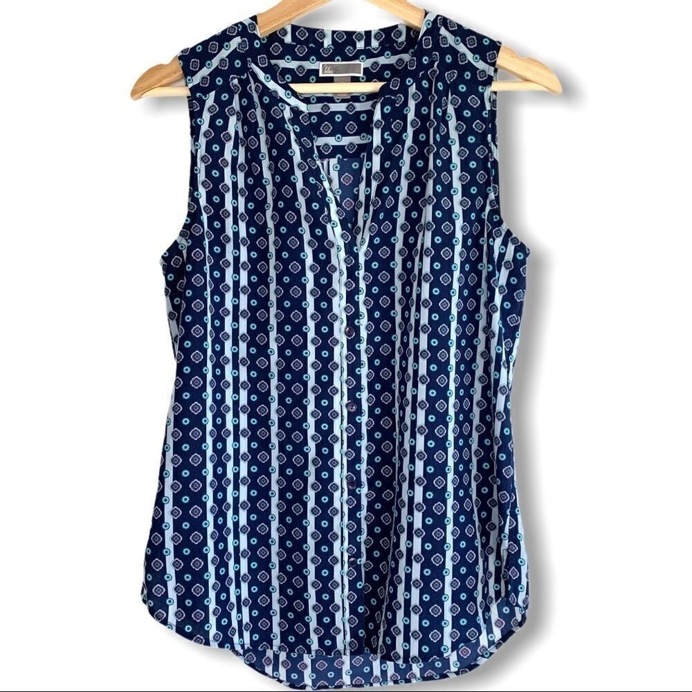 Chelsea 28 Printed Split Neck Striped Tank Top